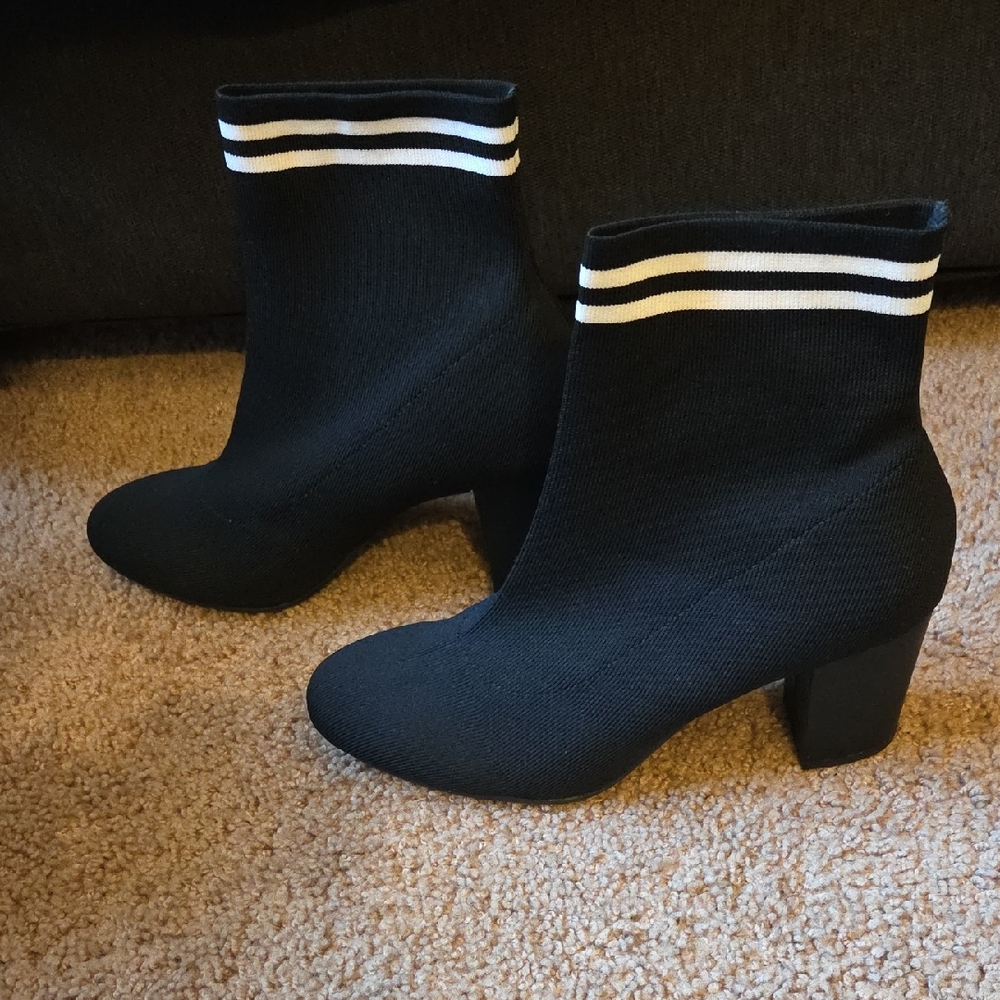 $15 or 2/$25 Memorial Day Sale Christian Siriano Black Knit Sock Ankle Boots